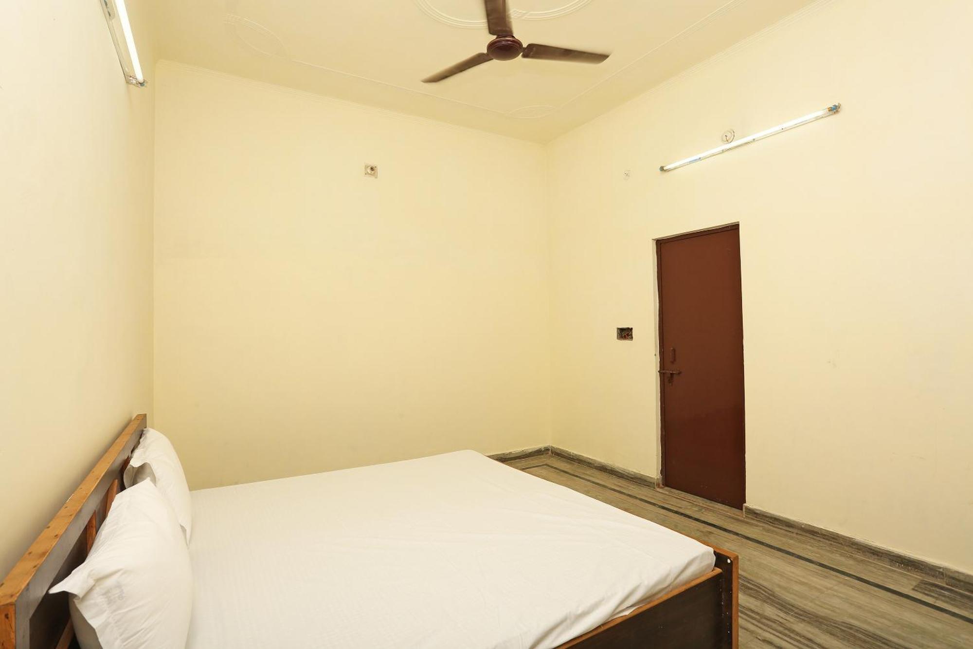 Hotel Spot On Angel Garden Alīgarh Exterior foto